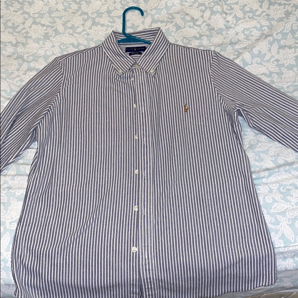 Long sleeve button up